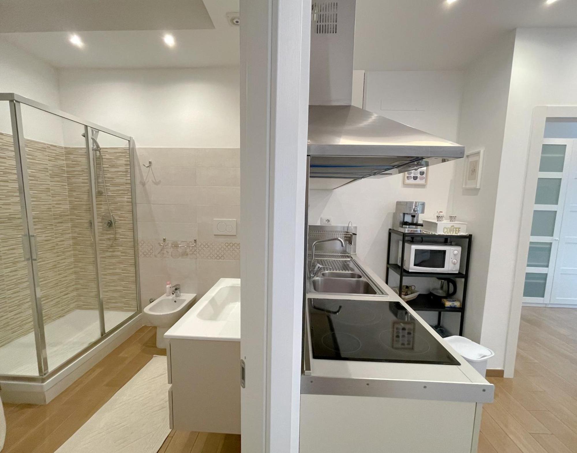 The Shabby House - Charming Seaside Retreat In Central Anzio, Steps From Beach And Train Station Exterior foto